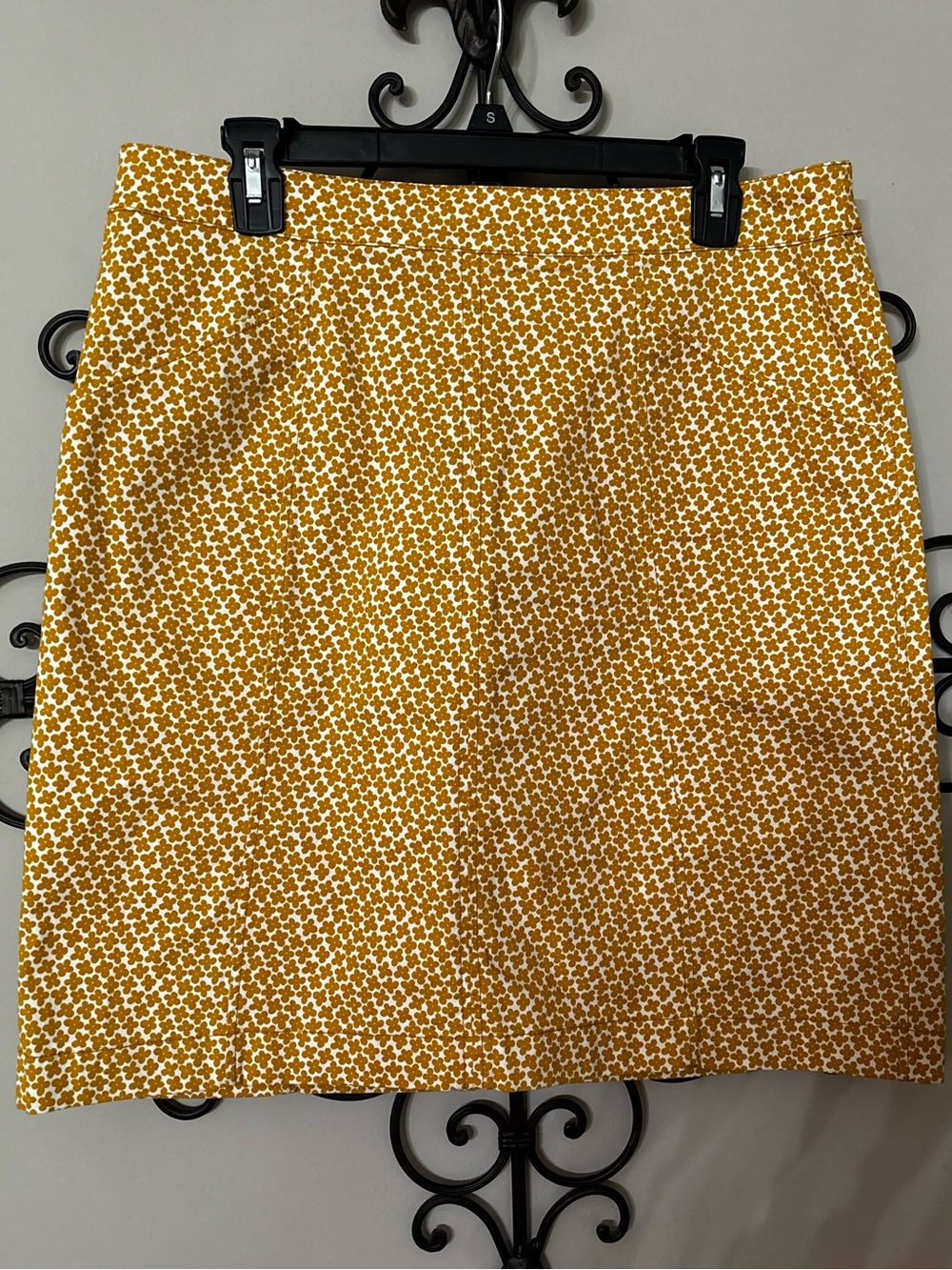 BODEN ladies skirt size 10 L